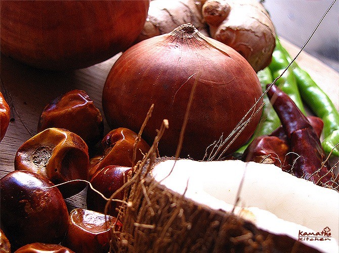 ginger onion fish curry ingredients