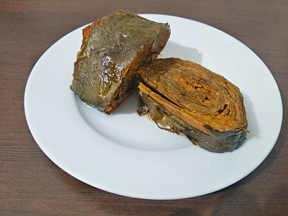 Patrado served with coconut oil.