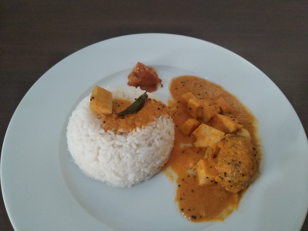 Keerlu Ambade Gashi curry served